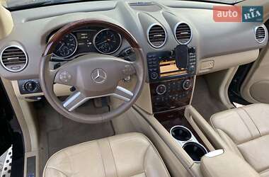 Внедорожник / Кроссовер Mercedes-Benz M-Class 2009 в 