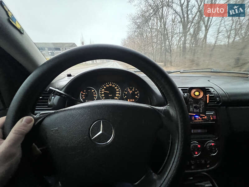 Внедорожник / Кроссовер Mercedes-Benz M-Class 2005 в Сумах