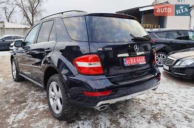 Позашляховик / Кросовер Mercedes-Benz M-Class 2010 в Чернігові