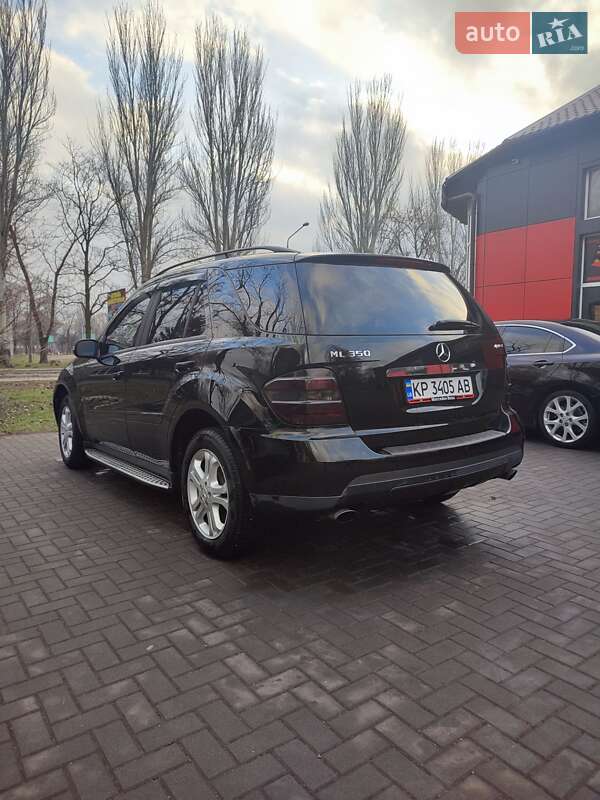 Позашляховик / Кросовер Mercedes-Benz M-Class 2005 в Запоріжжі