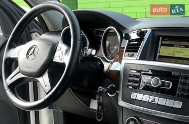 Внедорожник / Кроссовер Mercedes-Benz M-Class 2012 в Киеве