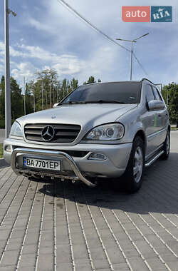 Внедорожник / Кроссовер Mercedes-Benz M-Class 2002 в Кропивницком