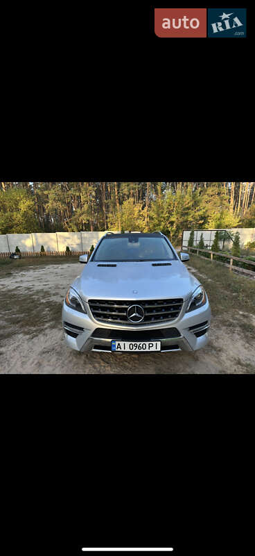 Позашляховик / Кросовер Mercedes-Benz M-Class 2013 в Києві