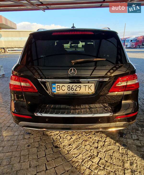 Позашляховик / Кросовер Mercedes-Benz M-Class 2013 в Мукачевому