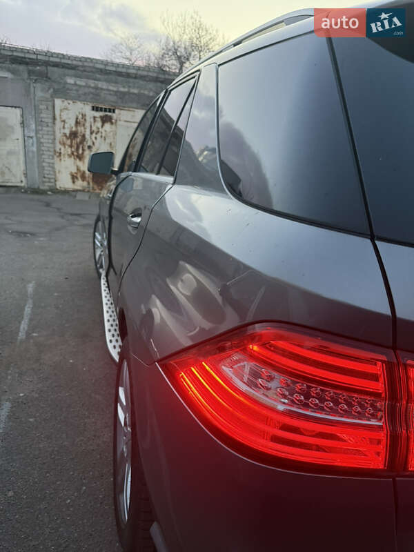 Позашляховик / Кросовер Mercedes-Benz M-Class 2013 в Одесі