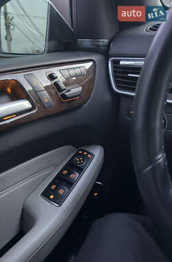 Внедорожник / Кроссовер Mercedes-Benz M-Class 2013 в 