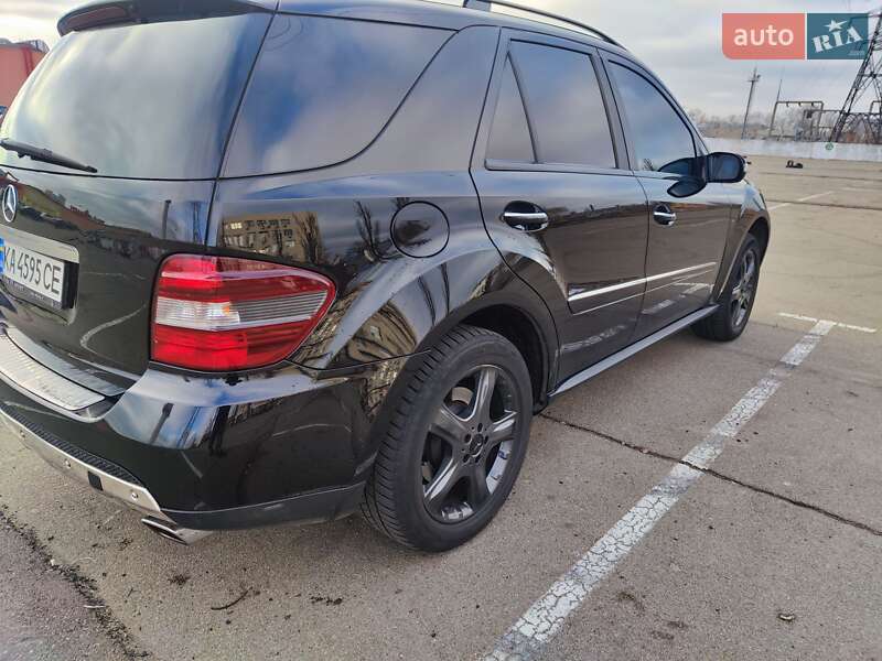 Внедорожник / Кроссовер Mercedes-Benz M-Class 2008 в Киеве