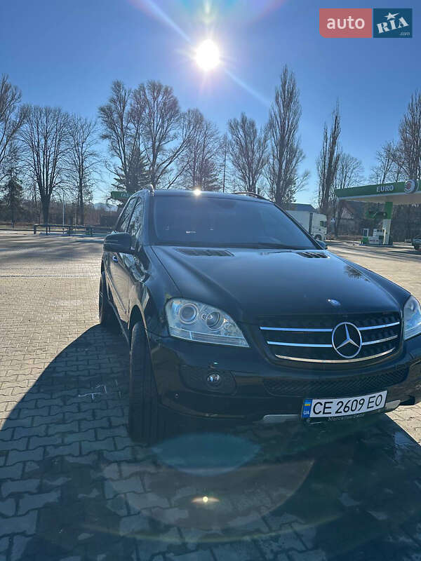 Внедорожник / Кроссовер Mercedes-Benz M-Class 2005 в Берегомете