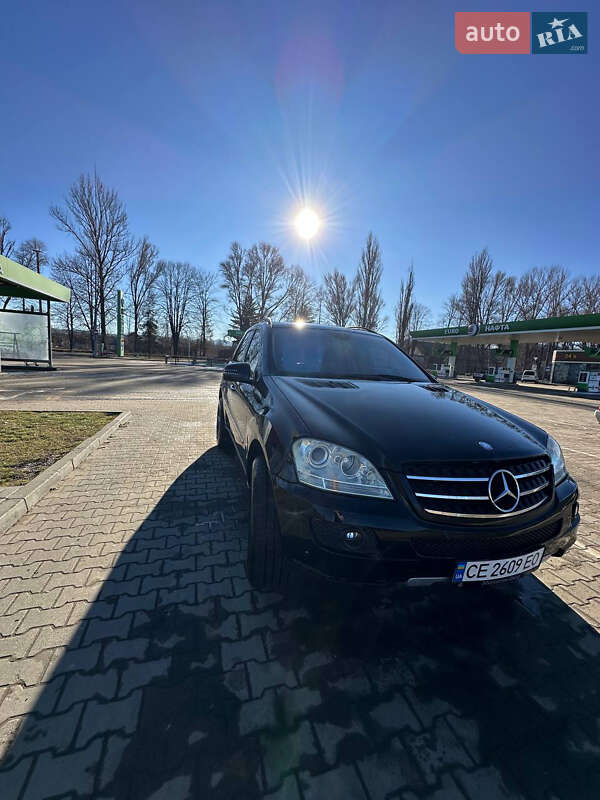Внедорожник / Кроссовер Mercedes-Benz M-Class 2005 в Берегомете