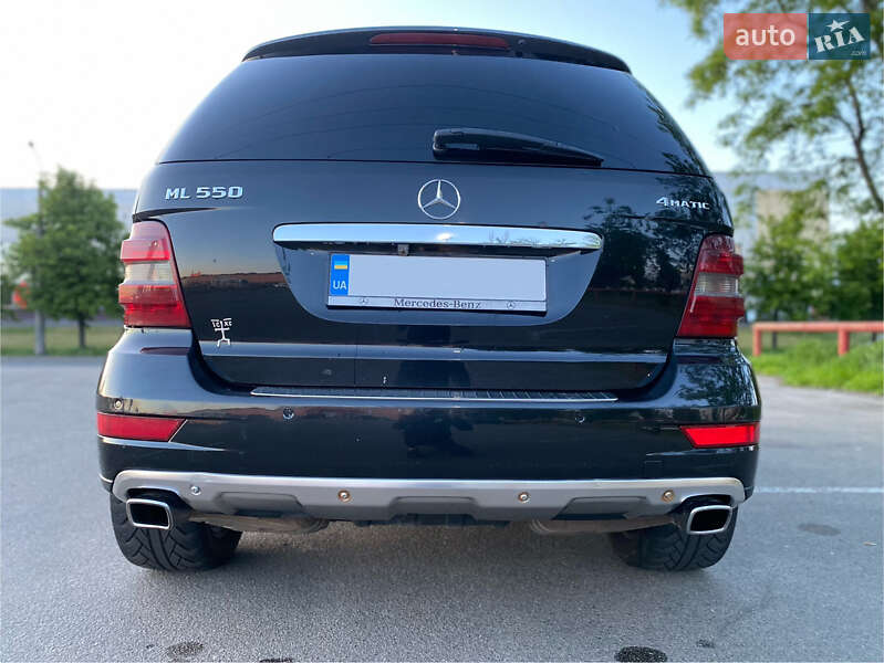 Внедорожник / Кроссовер Mercedes-Benz M-Class 2005 в Киеве