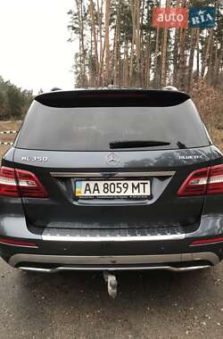 Внедорожник / Кроссовер Mercedes-Benz M-Class 2013 в 