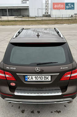 Позашляховик / Кросовер Mercedes-Benz M-Class 2012 в Коростені