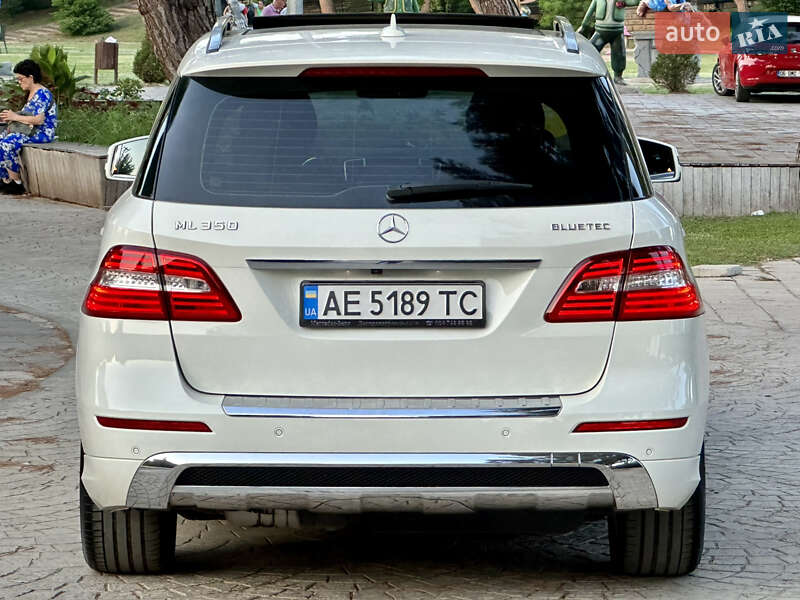 Позашляховик / Кросовер Mercedes-Benz M-Class 2012 в Кривому Розі