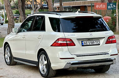 Внедорожник / Кроссовер Mercedes-Benz M-Class 2012 в Кривом Роге