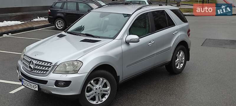 Внедорожник / Кроссовер Mercedes-Benz M-Class 2006 в 