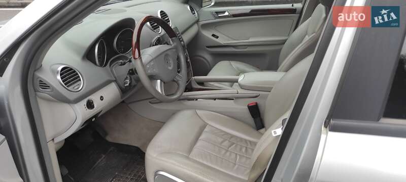 Внедорожник / Кроссовер Mercedes-Benz M-Class 2006 в Киеве