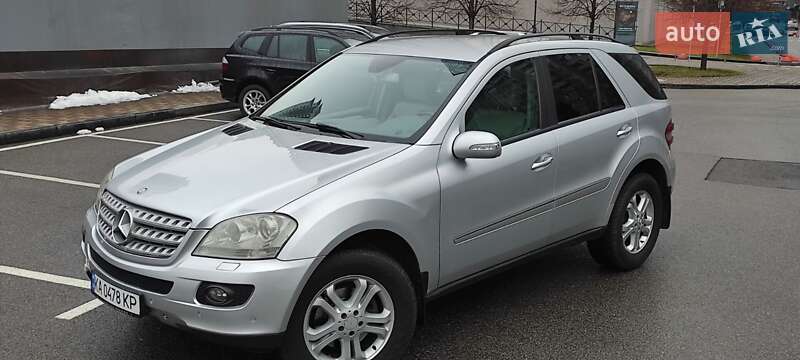 Внедорожник / Кроссовер Mercedes-Benz M-Class 2006 в Киеве