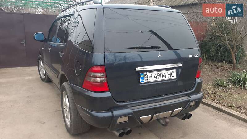 Внедорожник / Кроссовер Mercedes-Benz M-Class 1999 в Березовке
