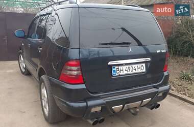 Позашляховик / Кросовер Mercedes-Benz M-Class 1999 в 