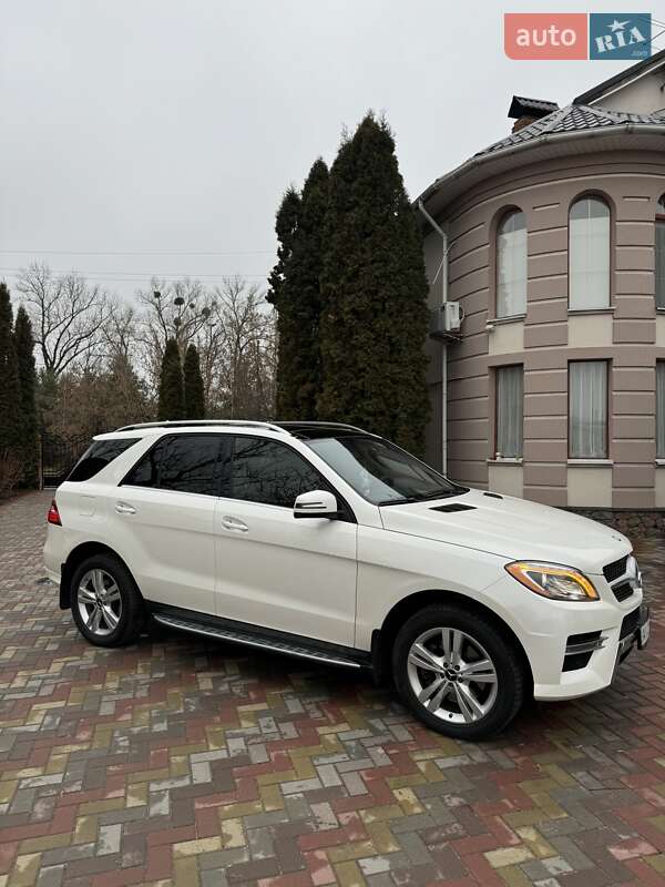 Внедорожник / Кроссовер Mercedes-Benz M-Class 2014 в Василькове