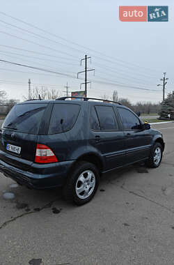 Позашляховик / Кросовер Mercedes-Benz M-Class 2003 в Миколаєві