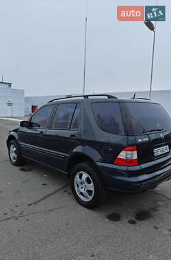 Позашляховик / Кросовер Mercedes-Benz M-Class 2003 в Миколаєві