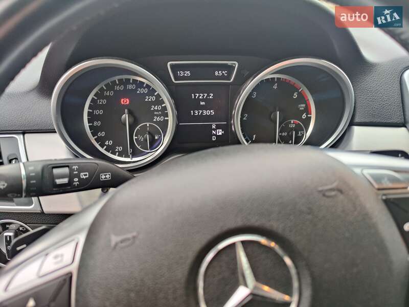 Внедорожник / Кроссовер Mercedes-Benz M-Class 2012 в Буче