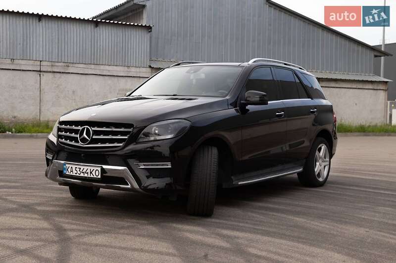 Внедорожник / Кроссовер Mercedes-Benz M-Class 2014 в Борисполе