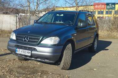 Внедорожник / Кроссовер Mercedes-Benz M-Class 1999 в Калуше