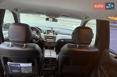 Внедорожник / Кроссовер Mercedes-Benz M-Class 2012 в 