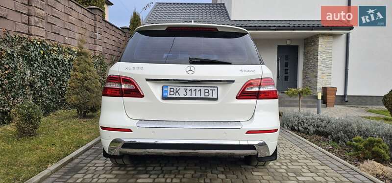 Внедорожник / Кроссовер Mercedes-Benz M-Class 2013 в Ровно