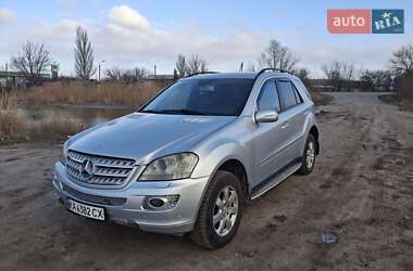 Внедорожник / Кроссовер Mercedes-Benz M-Class 2005 в Запорожье