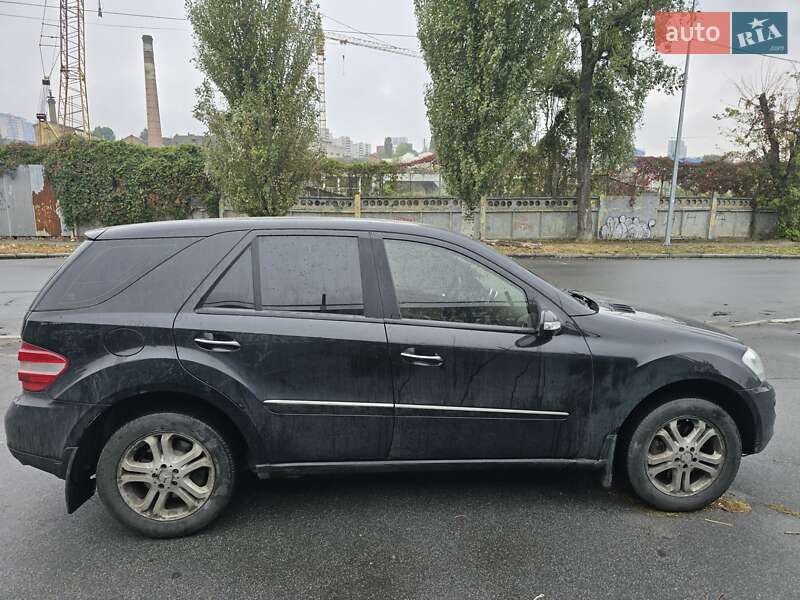 Внедорожник / Кроссовер Mercedes-Benz M-Class 2007 в Киеве