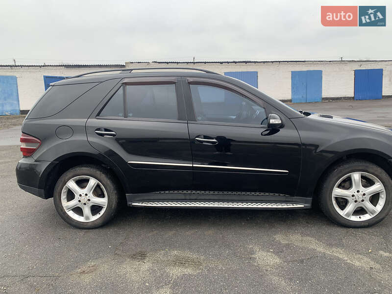 Внедорожник / Кроссовер Mercedes-Benz M-Class 2008 в Кривом Роге