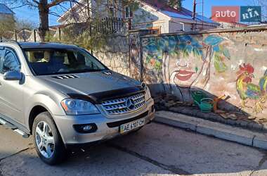 Позашляховик / Кросовер Mercedes-Benz M-Class 2008 в Кривому Розі