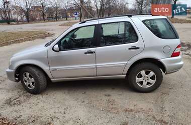 Внедорожник / Кроссовер Mercedes-Benz M-Class 2003 в 