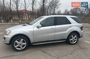 Внедорожник / Кроссовер Mercedes-Benz M-Class 2008 в Киеве