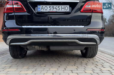 Позашляховик / Кросовер Mercedes-Benz M-Class 2011 в 