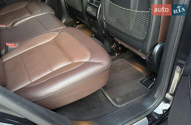 Позашляховик / Кросовер Mercedes-Benz M-Class 2011 в 
