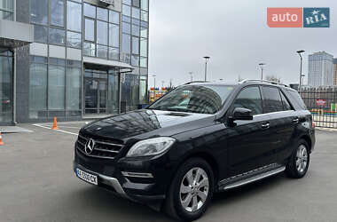 Внедорожник / Кроссовер Mercedes-Benz M-Class 2012 в Киеве