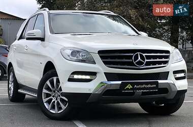 Позашляховик / Кросовер Mercedes-Benz M-Class 2012 в Києві