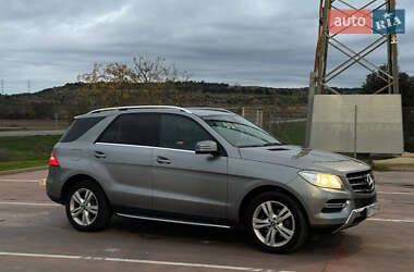 Внедорожник / Кроссовер Mercedes-Benz M-Class 2014 в Ивано-Франковске