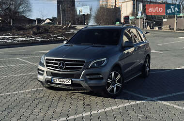 Позашляховик / Кросовер Mercedes-Benz M-Class 2012 в 