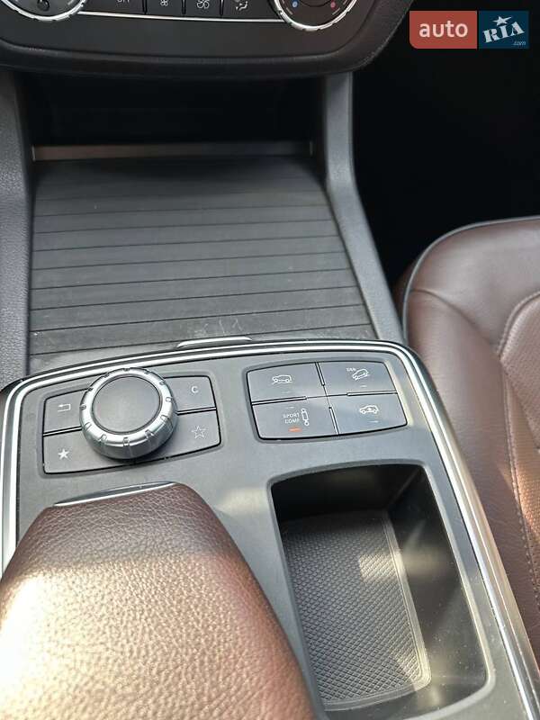Внедорожник / Кроссовер Mercedes-Benz M-Class 2013 в Киеве