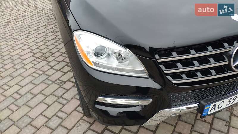 Позашляховик / Кросовер Mercedes-Benz M-Class 2012 в Луцьку