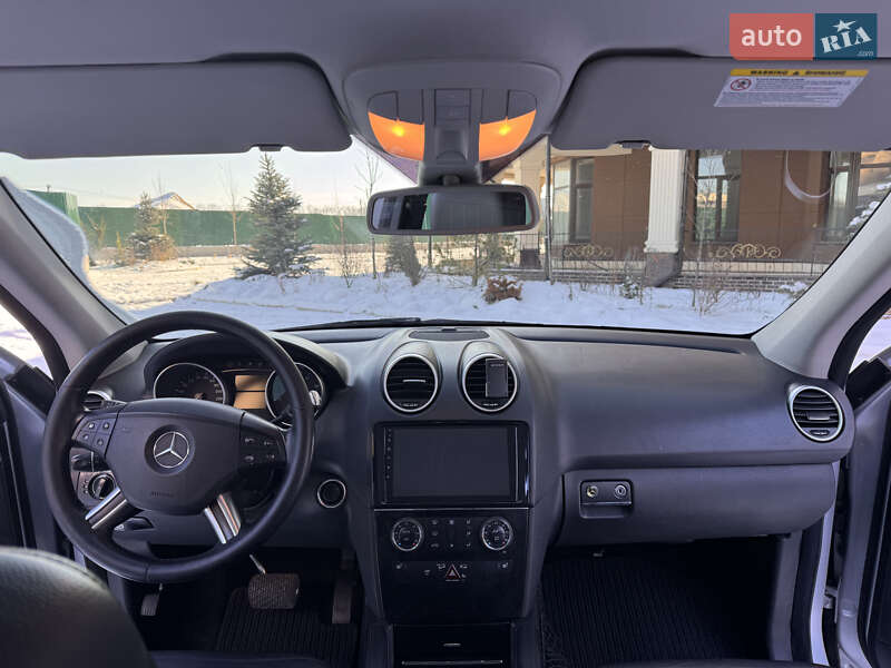 Внедорожник / Кроссовер Mercedes-Benz M-Class 2006 в Киеве