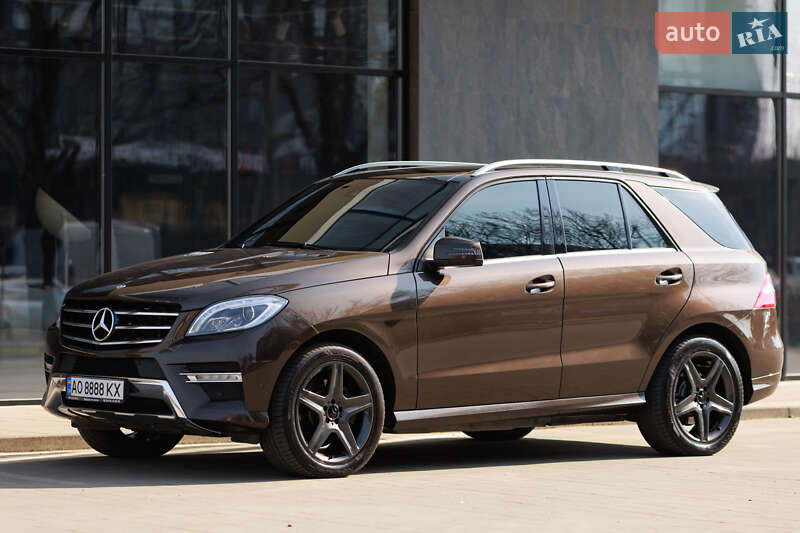 Внедорожник / Кроссовер Mercedes-Benz M-Class 2011 в Ужгороде