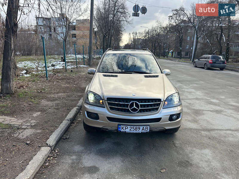 Позашляховик / Кросовер Mercedes-Benz M-Class 2006 в Запоріжжі