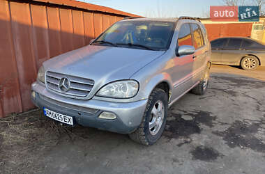 Внедорожник / Кроссовер Mercedes-Benz M-Class 2003 в 