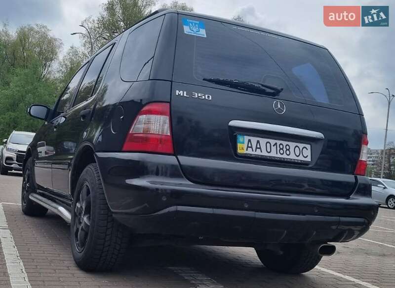 Позашляховик / Кросовер Mercedes-Benz M-Class 2004 в Києві